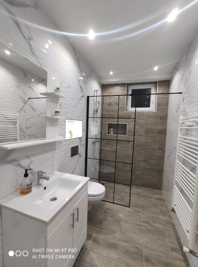 Apartments Airport Inn Dubrave Gornje Dış mekan fotoğraf